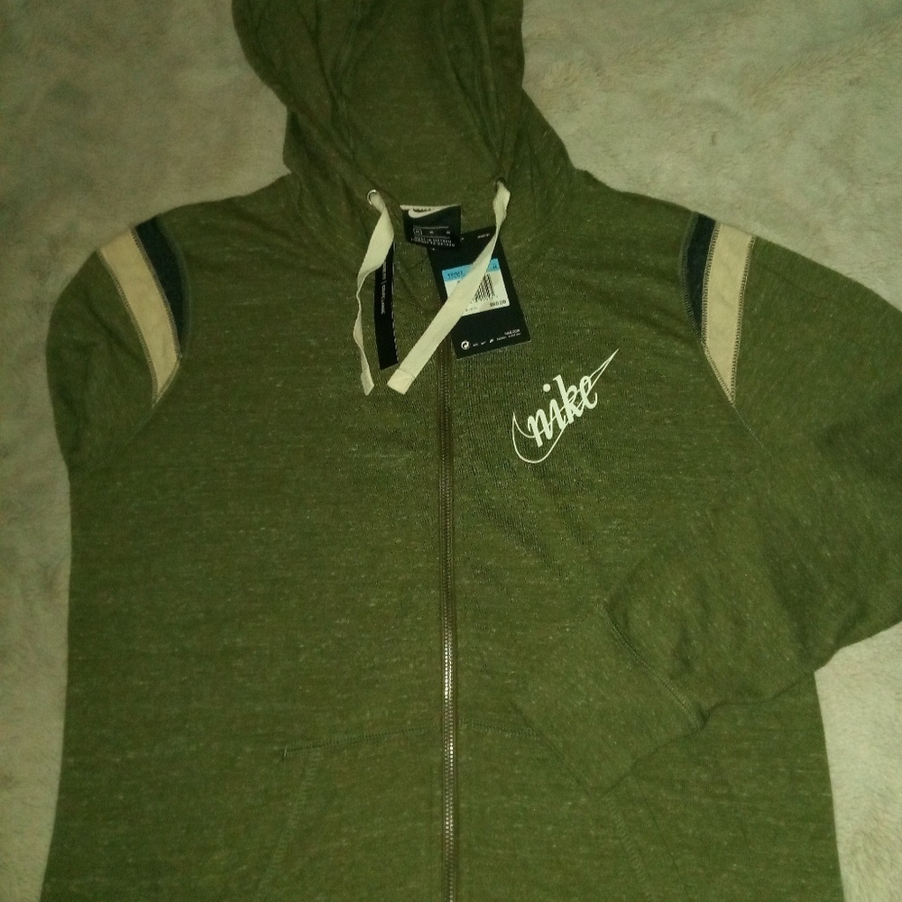 Nike sweater